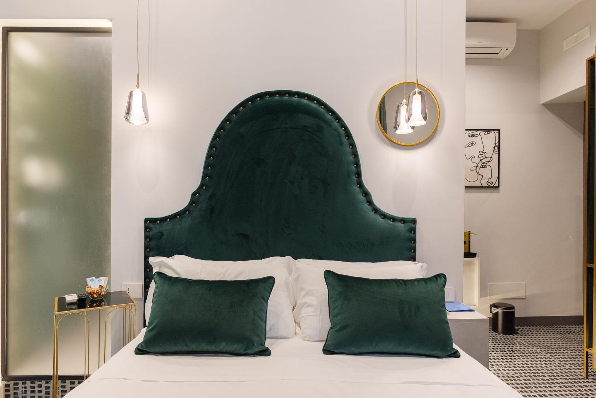 Three Rooms Toledo เนเปิลส์ ภายนอก รูปภาพ