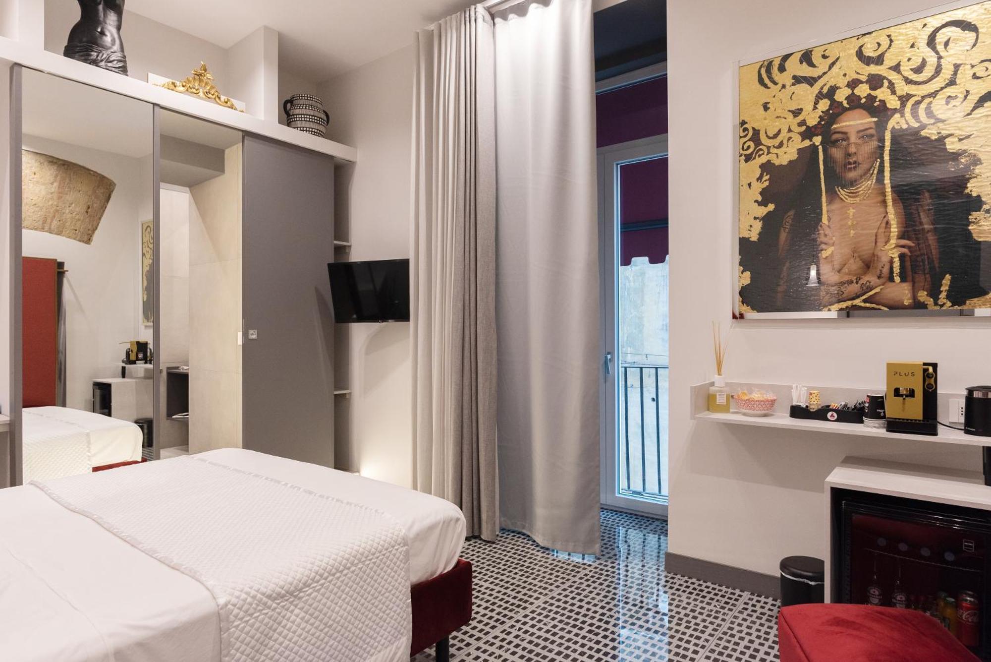 Three Rooms Toledo เนเปิลส์ ภายนอก รูปภาพ