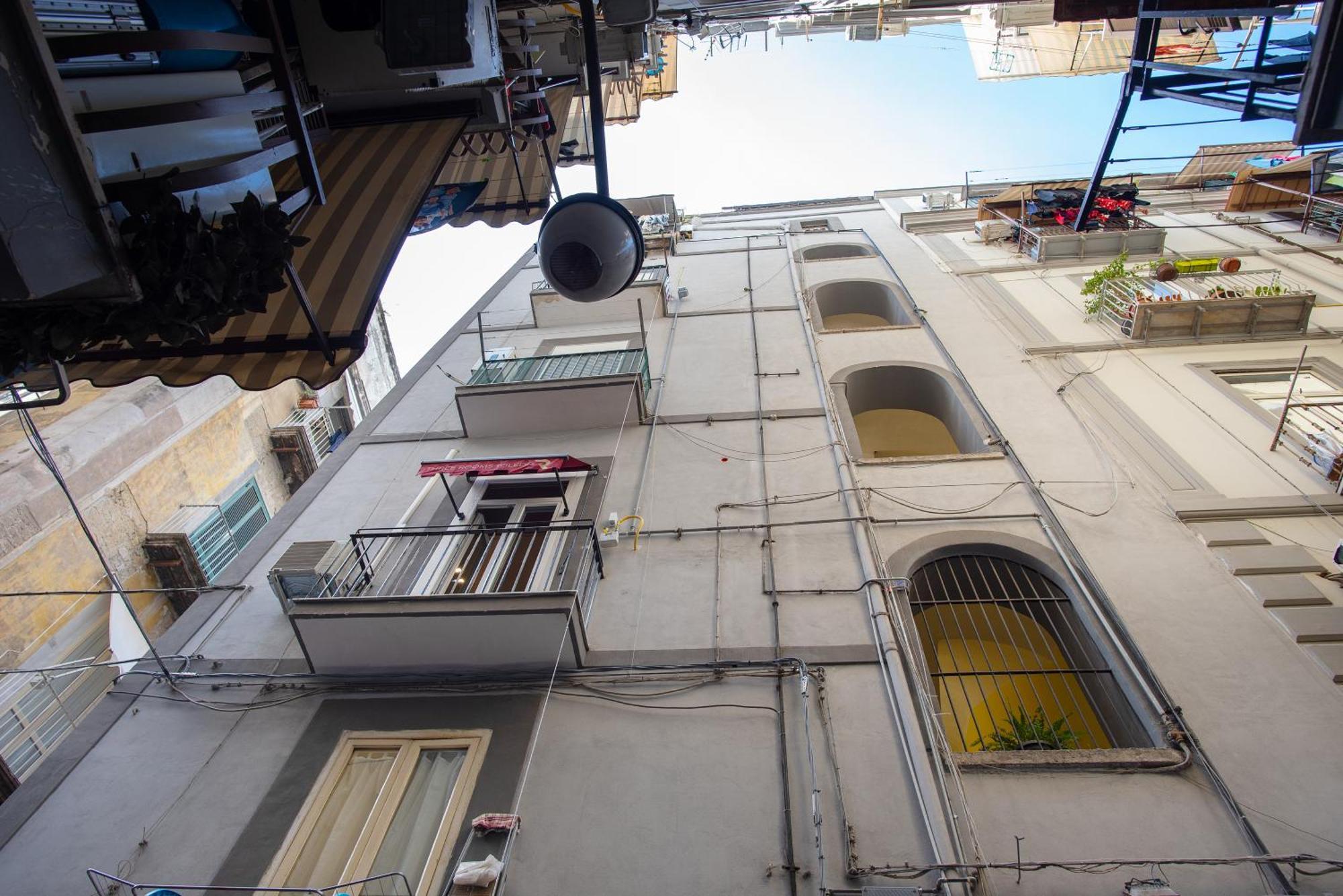 Three Rooms Toledo เนเปิลส์ ภายนอก รูปภาพ